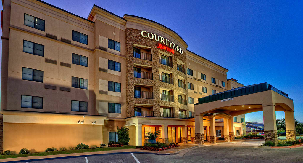 Courtyard By Marriott Midland Hotel Exterior photo